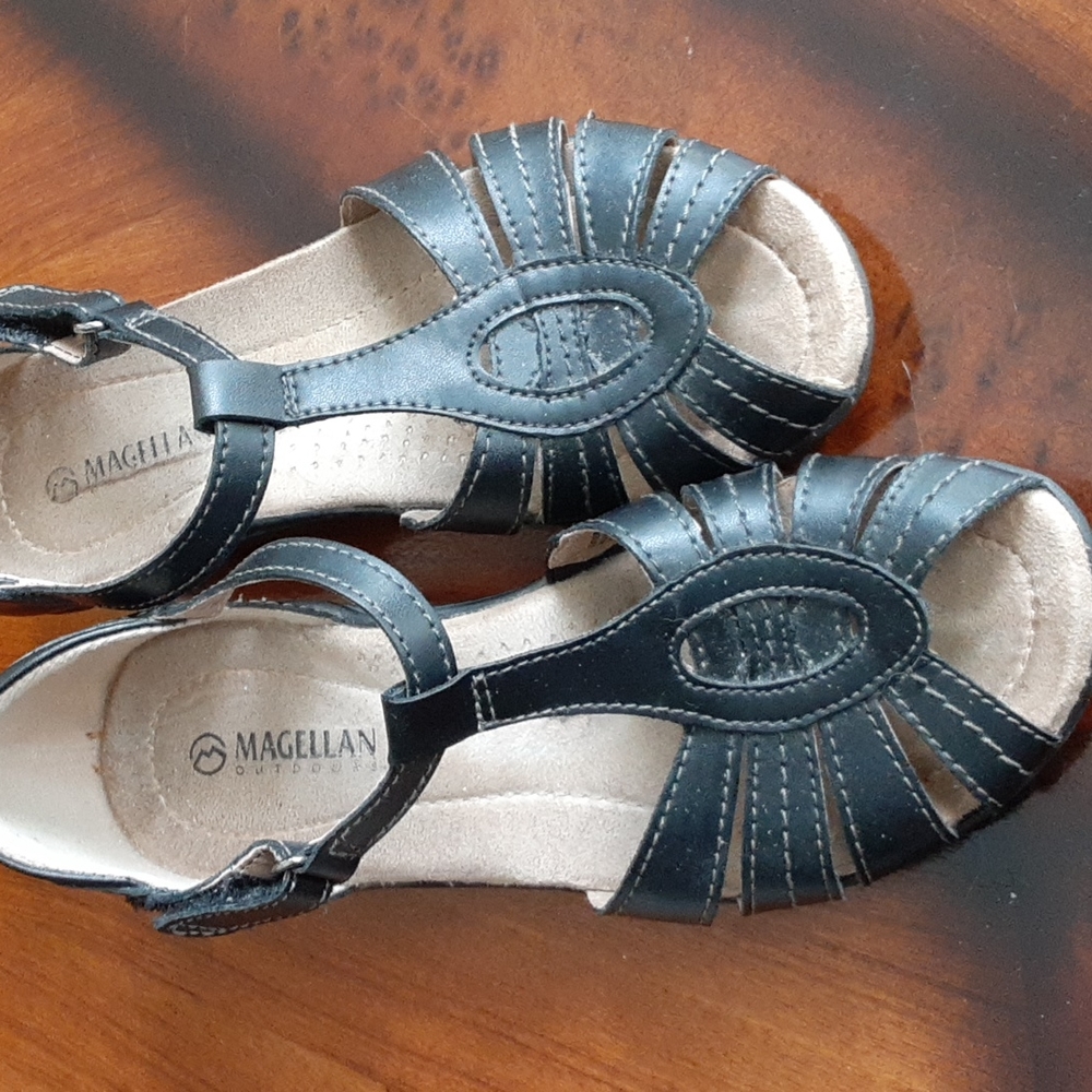 MAGELLAN SANDALS